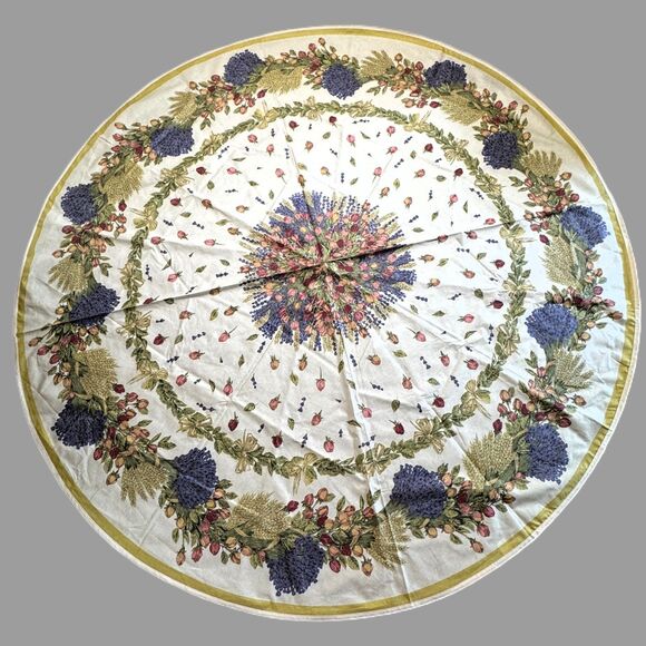 Poupées Yolande Roses Lavender Round Tablecloth 69" French Country Cotton Coated - Picture 1 of 8